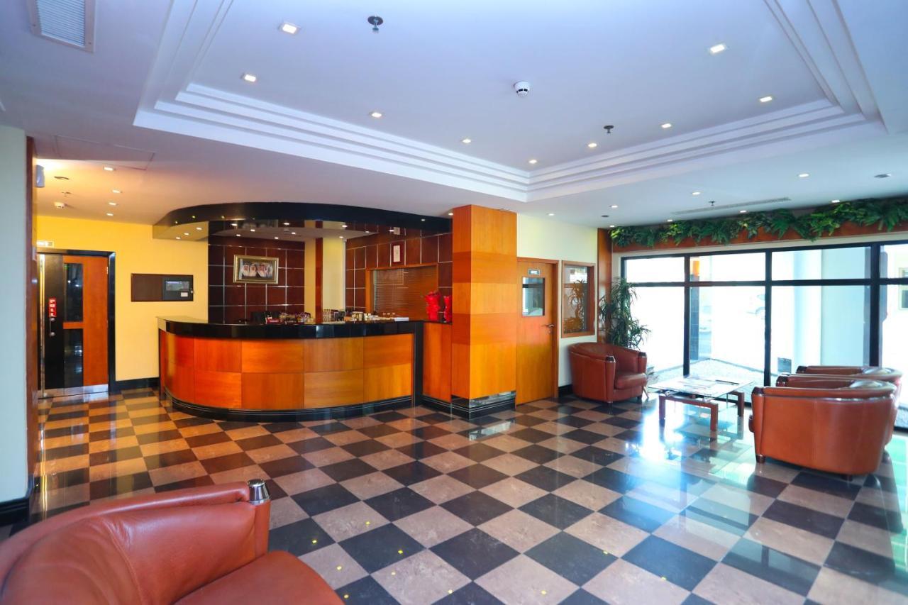One Pavilion Luxury Serviced Apartments Манама Екстериор снимка