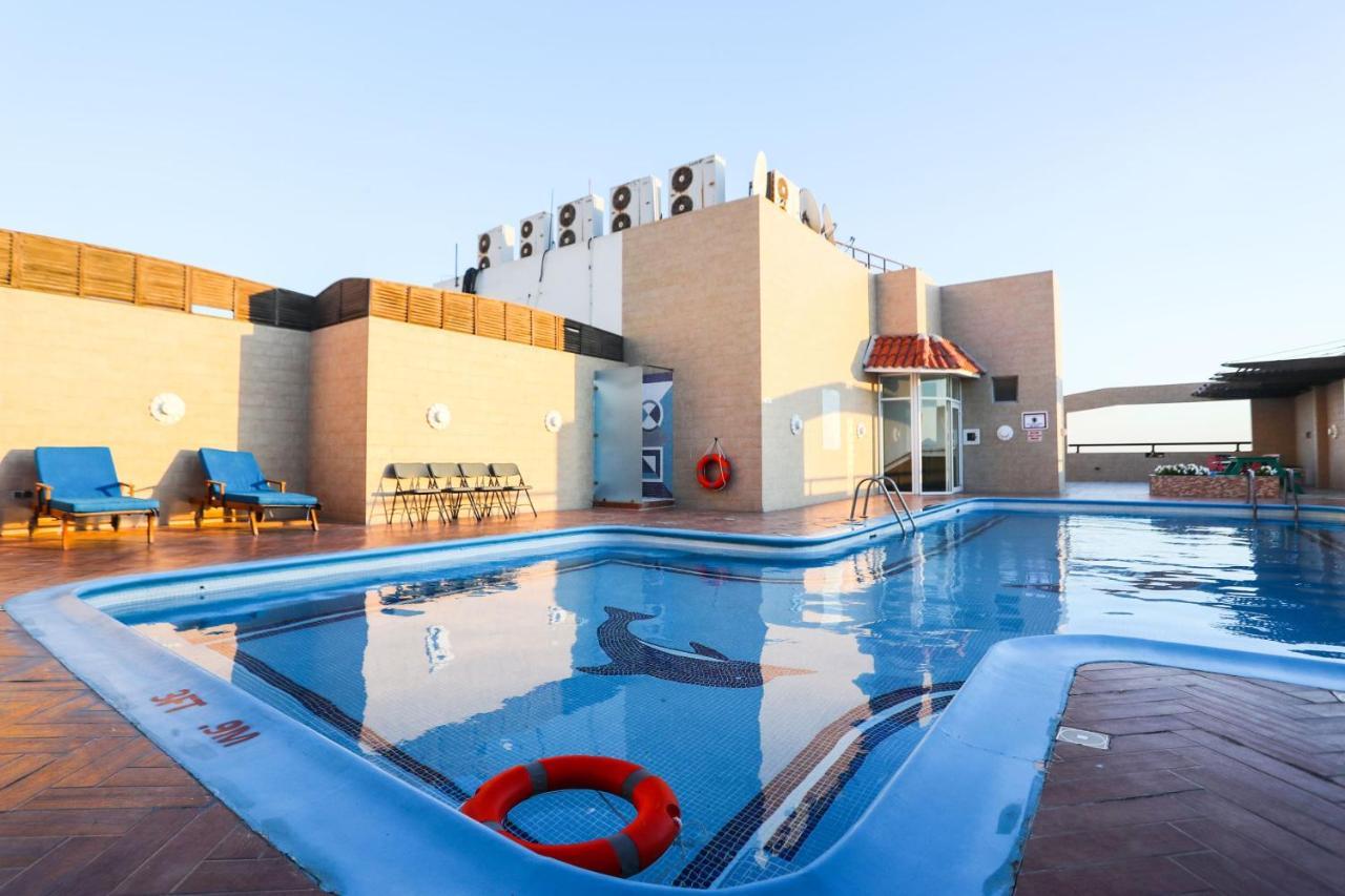 One Pavilion Luxury Serviced Apartments Манама Екстериор снимка