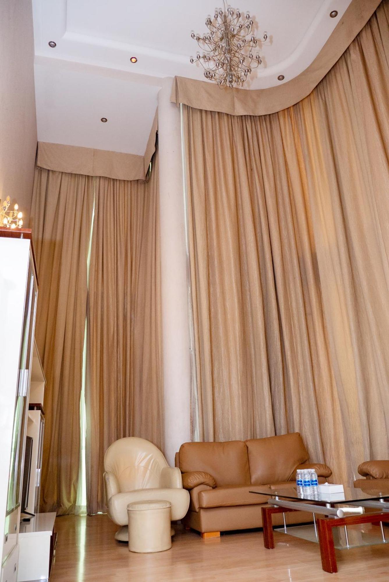 One Pavilion Luxury Serviced Apartments Манама Екстериор снимка