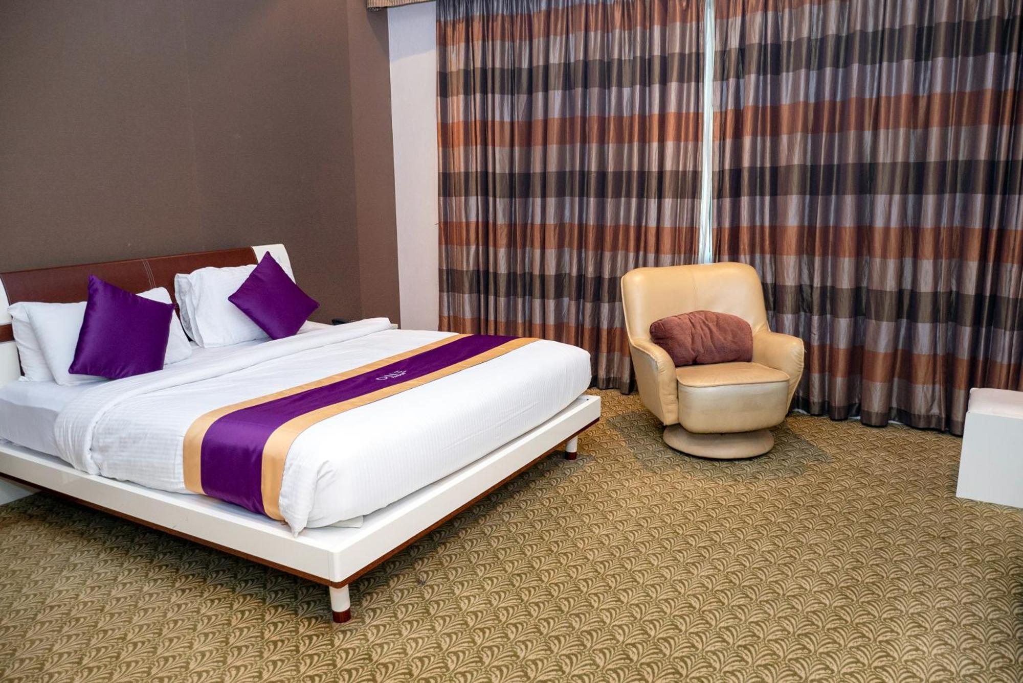 One Pavilion Luxury Serviced Apartments Манама Екстериор снимка