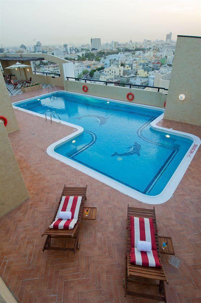 One Pavilion Luxury Serviced Apartments Манама Екстериор снимка
