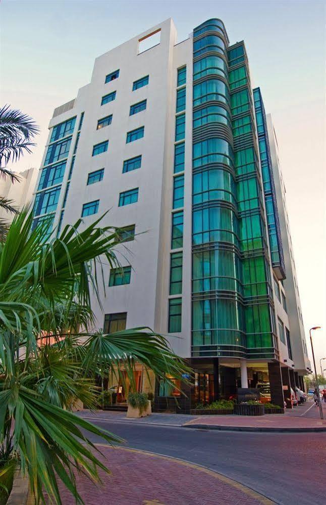 One Pavilion Luxury Serviced Apartments Манама Екстериор снимка